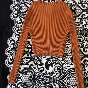 Forever 21 - Crop Top Sweater